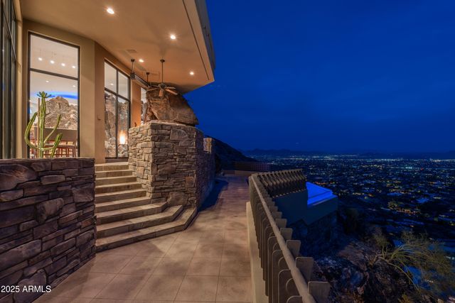 5678 E CHENEY Drive, Paradise Valley, AZ 85253