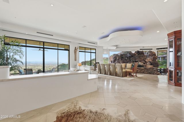 5678 E CHENEY Drive, Paradise Valley, AZ 85253