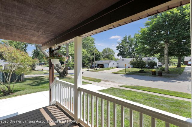 117 Fleming Street, Grand Ledge, MI 48837