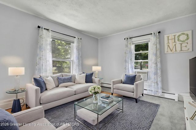 117 Fleming Street, Grand Ledge, MI 48837