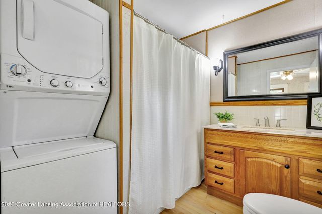 117 Fleming Street, Grand Ledge, MI 48837