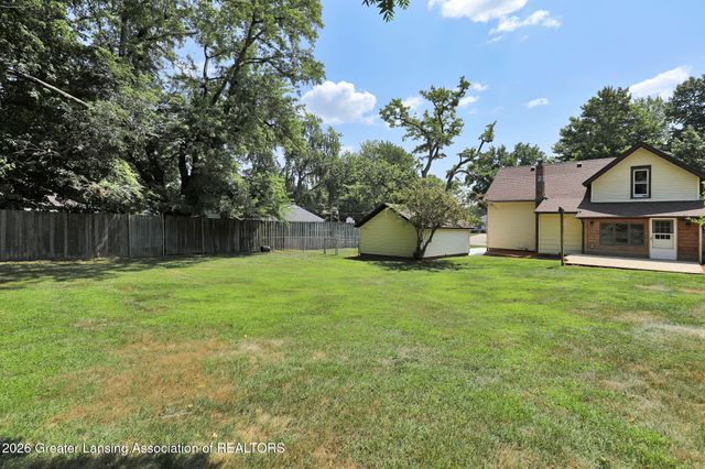 117 Fleming Street, Grand Ledge, MI 48837