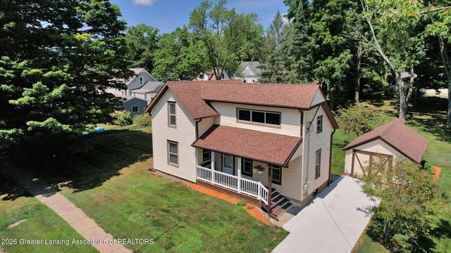117 Fleming Street, Grand Ledge, MI 48837