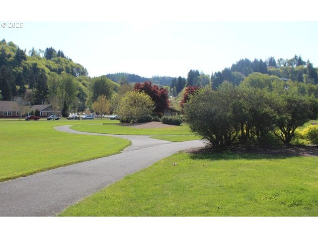 29671 VIEW St, Rainier, OR 97048