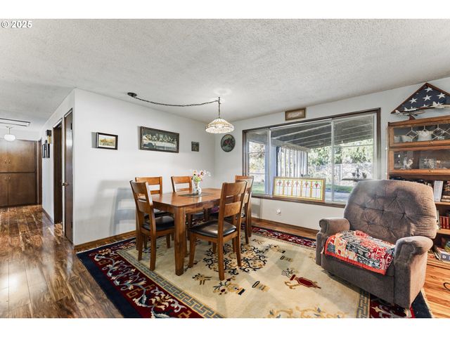 29671 VIEW St, Rainier, OR 97048