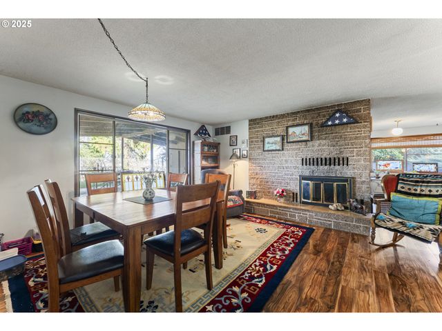 29671 VIEW St, Rainier, OR 97048