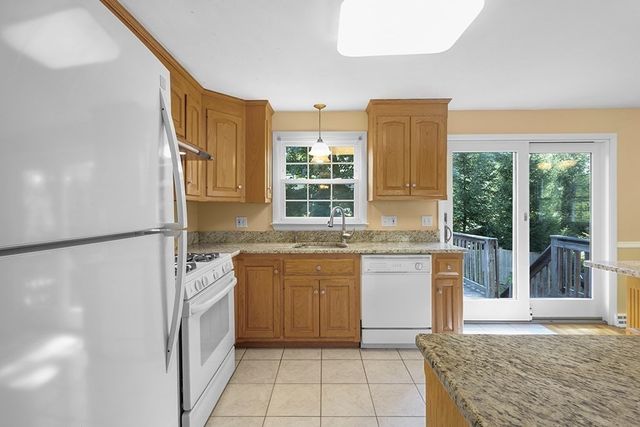 5 Shepard Rd, Franklin, MA 02038