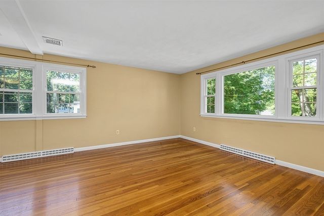 5 Shepard Rd, Franklin, MA 02038