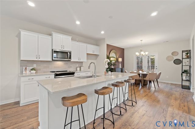 6921 Sunset Oasis Ln, Midlothian, VA 23112