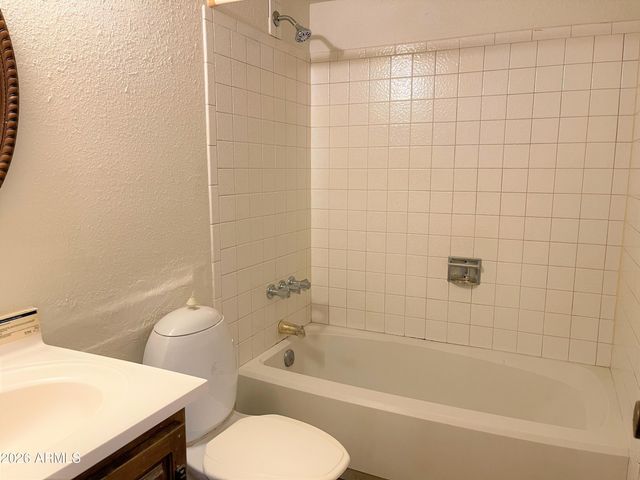 3645 N 69th Avenue Unit 26, Phoenix, AZ 85033