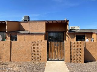 3645 N 69th Avenue Unit 26, Phoenix, AZ 85033