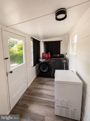 3033 CHESTNUT ST, Lafayette Hill, PA 19444