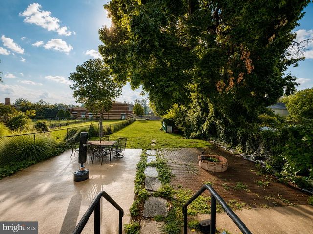 3033 CHESTNUT ST, Lafayette Hill, PA 19444