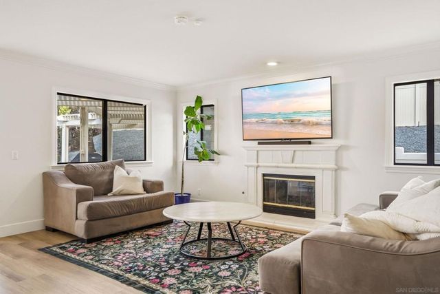 8842 Summerhill Pt, Alpine, CA 91901