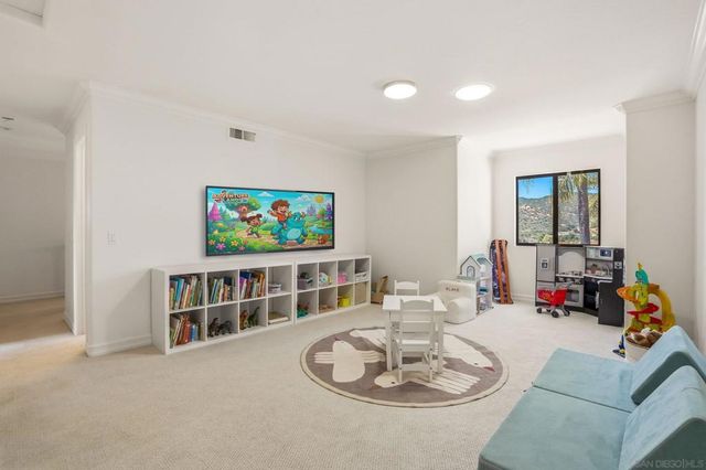 8842 Summerhill Pt, Alpine, CA 91901