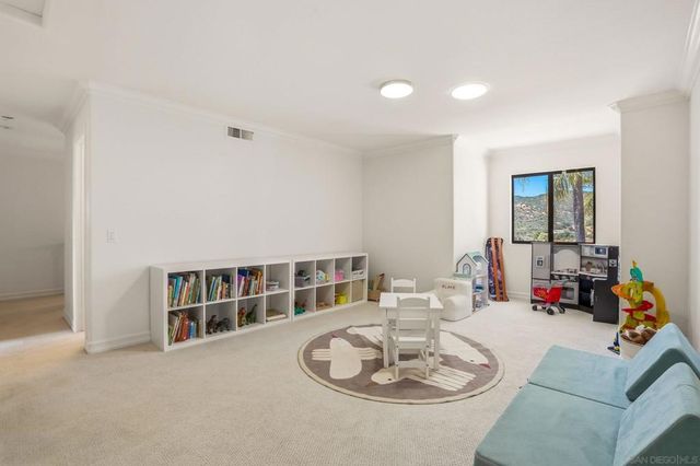 8842 Summerhill Pt, Alpine, CA 91901