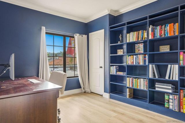 8842 Summerhill Pt, Alpine, CA 91901