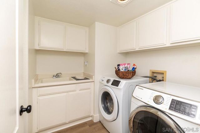 8842 Summerhill Pt, Alpine, CA 91901