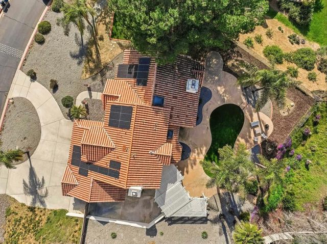 8842 Summerhill Pt, Alpine, CA 91901