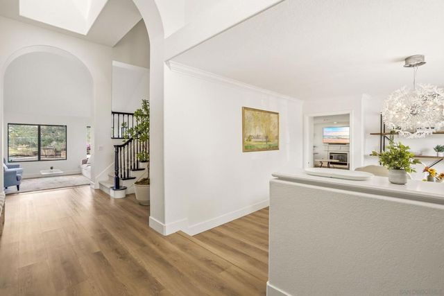 8842 Summerhill Pt, Alpine, CA 91901