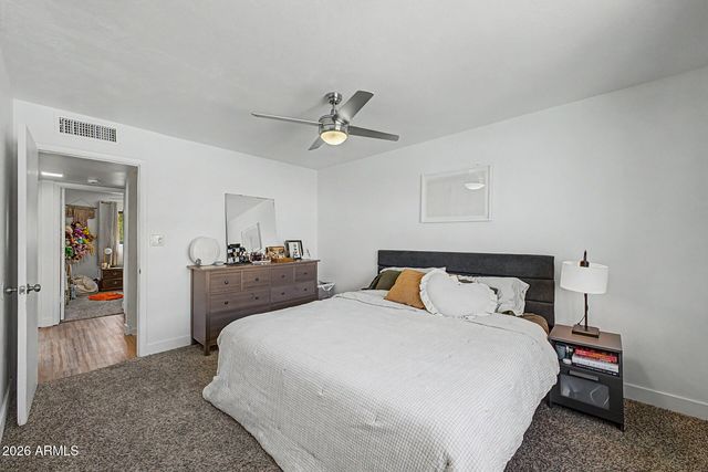 225 N STANDAGE -- 44, Mesa, AZ 85201