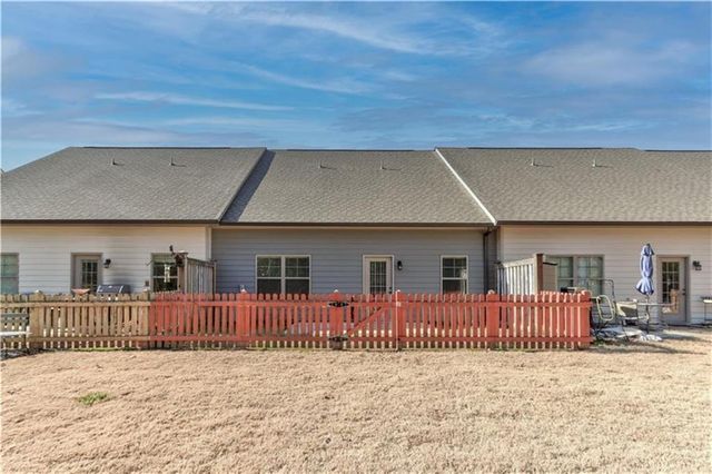 3770 Shades Valley Lane 3770, Gainesville, GA 30501