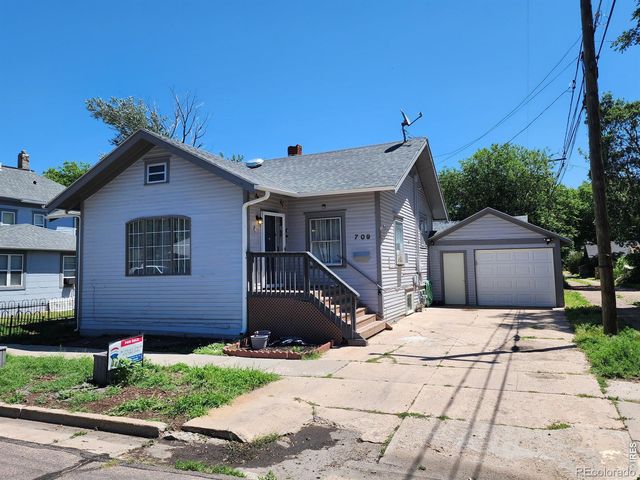 709 S 2nd Avenue, Sterling, CO 80751