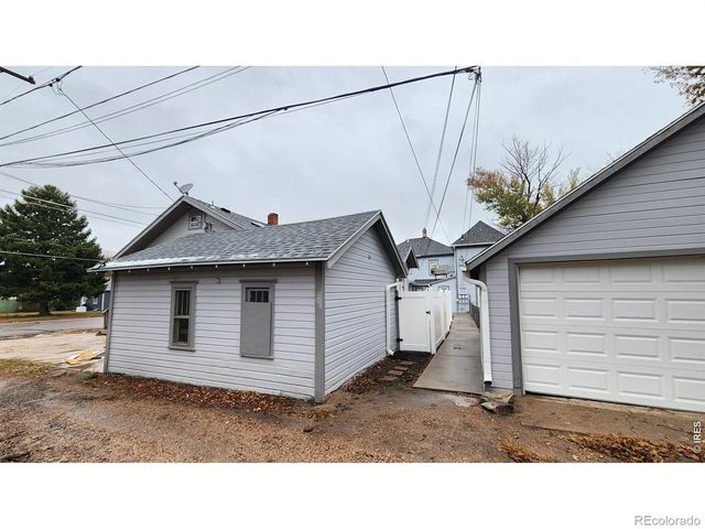 709 S 2nd Avenue, Sterling, CO 80751