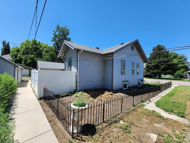 709 S 2nd Avenue, Sterling, CO 80751