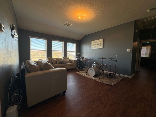 5915 Annatto Drive, Baytown, TX 77521