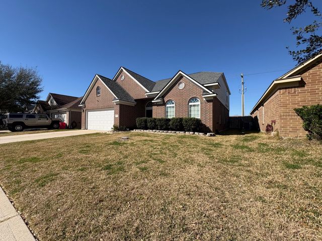 5915 Annatto Drive, Baytown, TX 77521