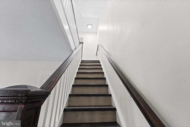 6160 IRVING AVE, Pennsauken, NJ 08109