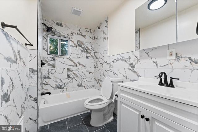 6160 IRVING AVE, Pennsauken, NJ 08109