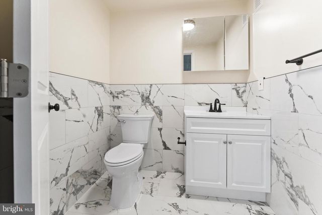 6160 IRVING AVE, Pennsauken, NJ 08109