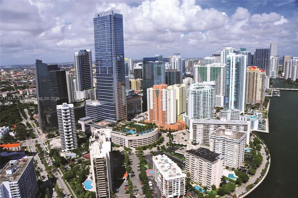 1435 Brickell Ave 3106, Miami, FL 33131