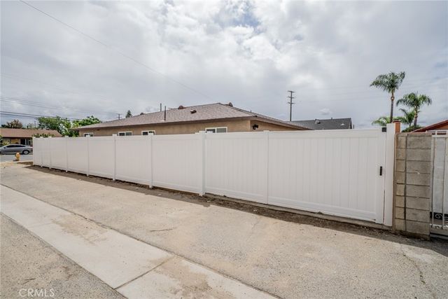263 S 7th Street, Colton, CA 92324