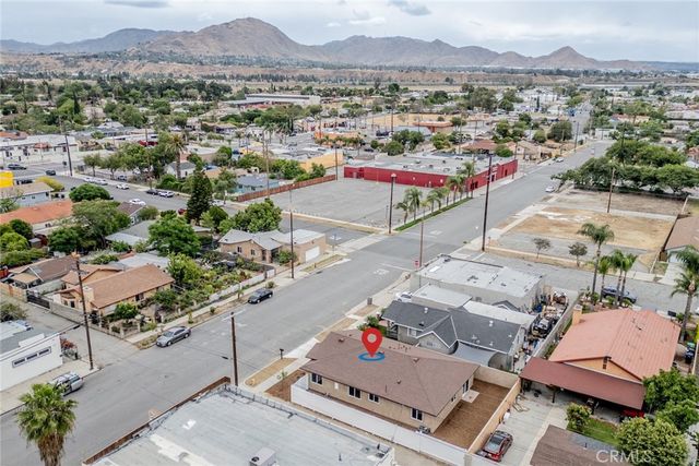 263 S 7th Street, Colton, CA 92324