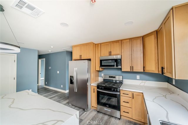 263 S 7th Street, Colton, CA 92324