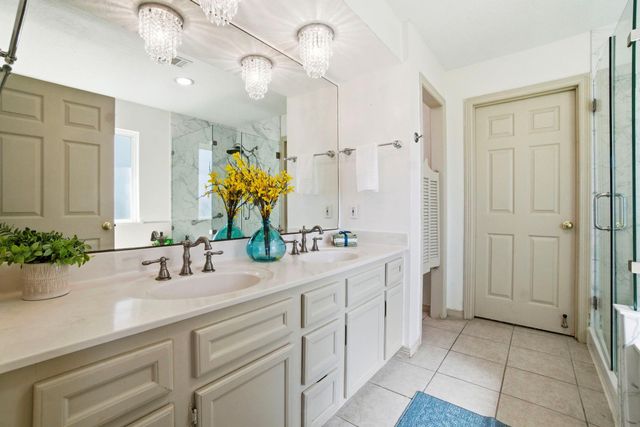 12807 Oak Village Drive, Montgomery, TX 77356