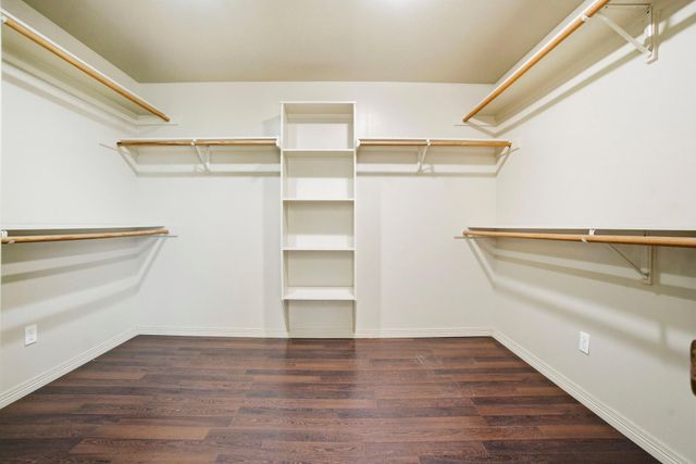 12807 Oak Village Drive, Montgomery, TX 77356