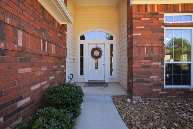 12807 Oak Village Drive, Montgomery, TX 77356