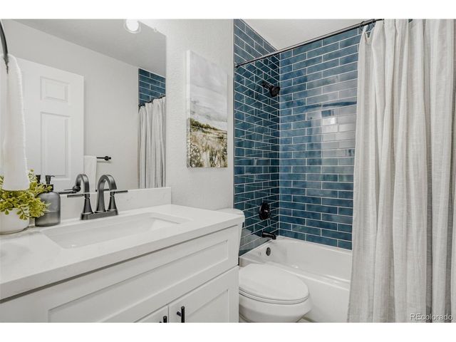 2597 S Dillon St, Aurora, CO 80014