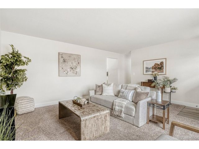 2597 S Dillon St, Aurora, CO 80014