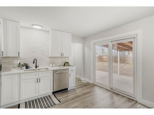 2597 S Dillon St, Aurora, CO 80014