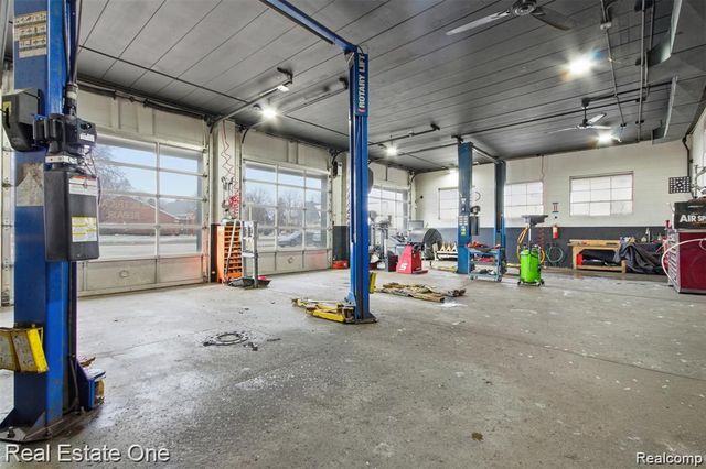 22900 Greater Mack Avenue, St. Clair Shores, MI 48080