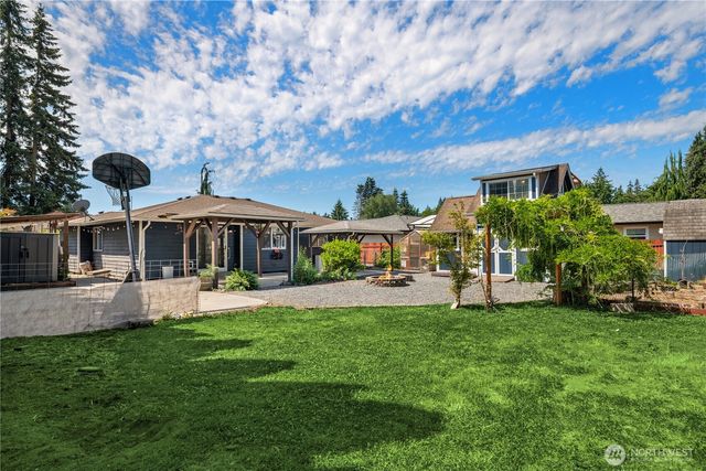 5027 110th ST NE, Marysville, WA 98271