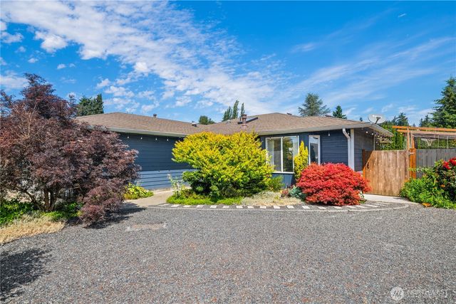 5027 110th ST NE, Marysville, WA 98271