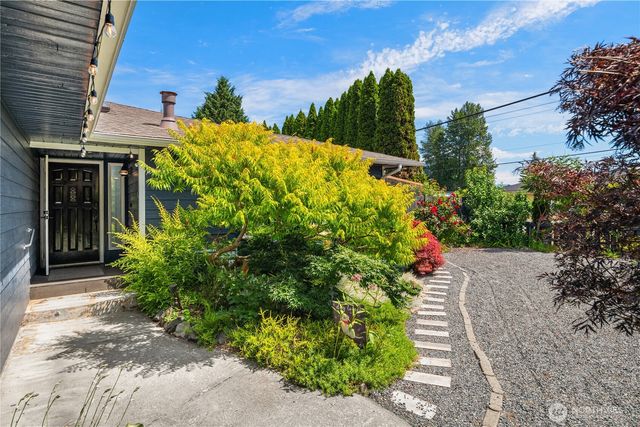 5027 110th ST NE, Marysville, WA 98271