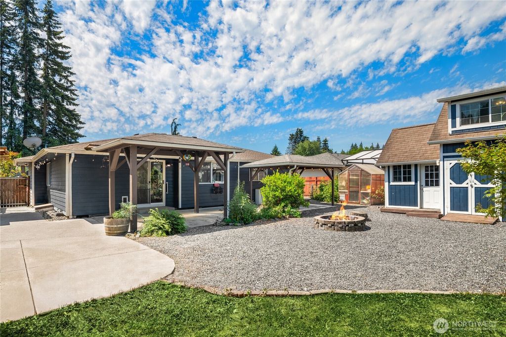 5027 110th ST NE, Marysville, WA 98271