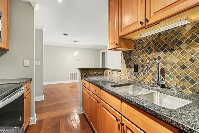 1202 Pine Heights, Atlanta, GA 30324